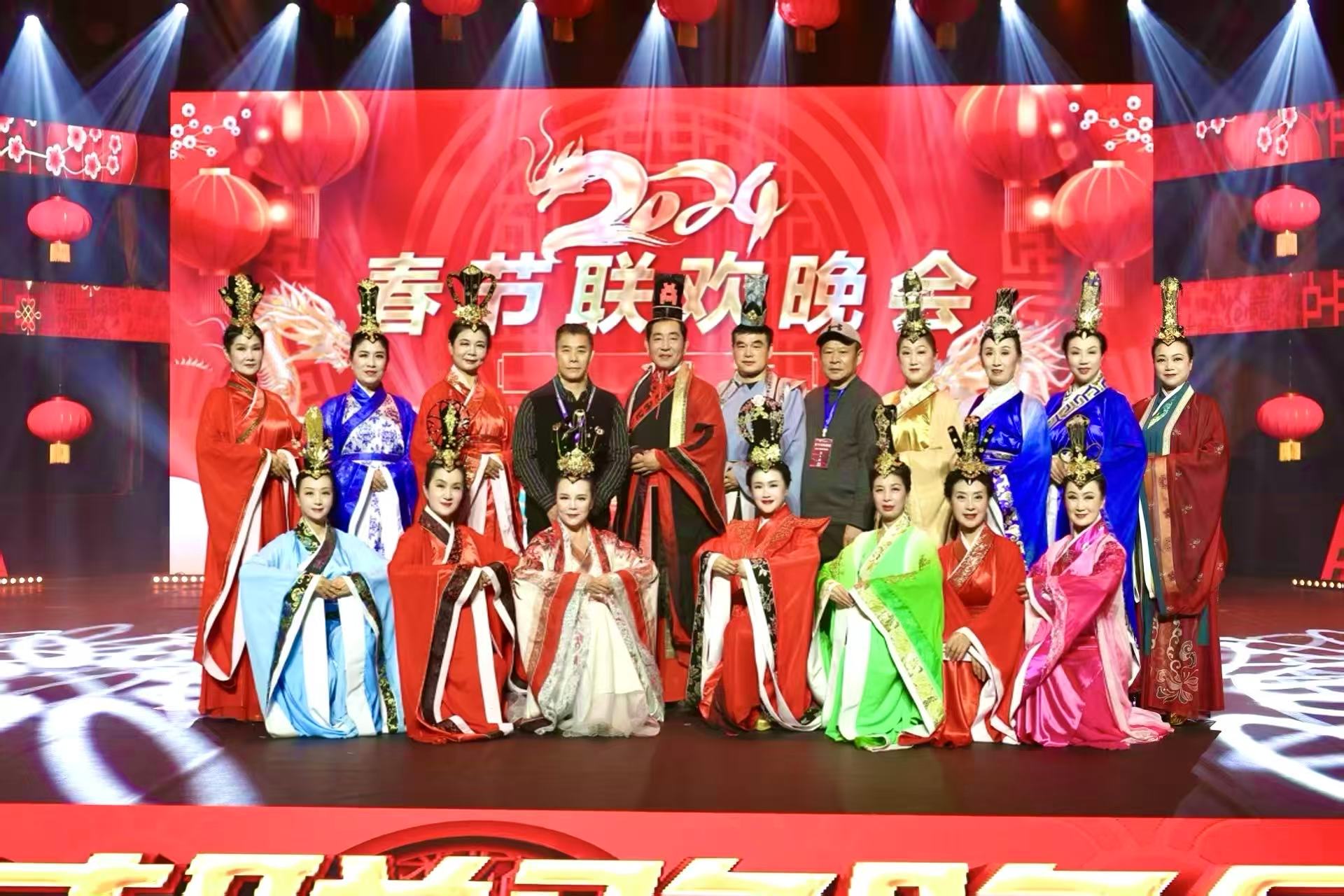 A group of people wearing clothing
Description automatically generated